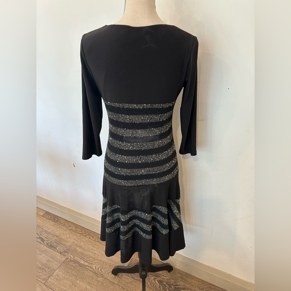 Frank Lyman LBD gold sequin Black dress SZ 8 - Picture 3 of 4